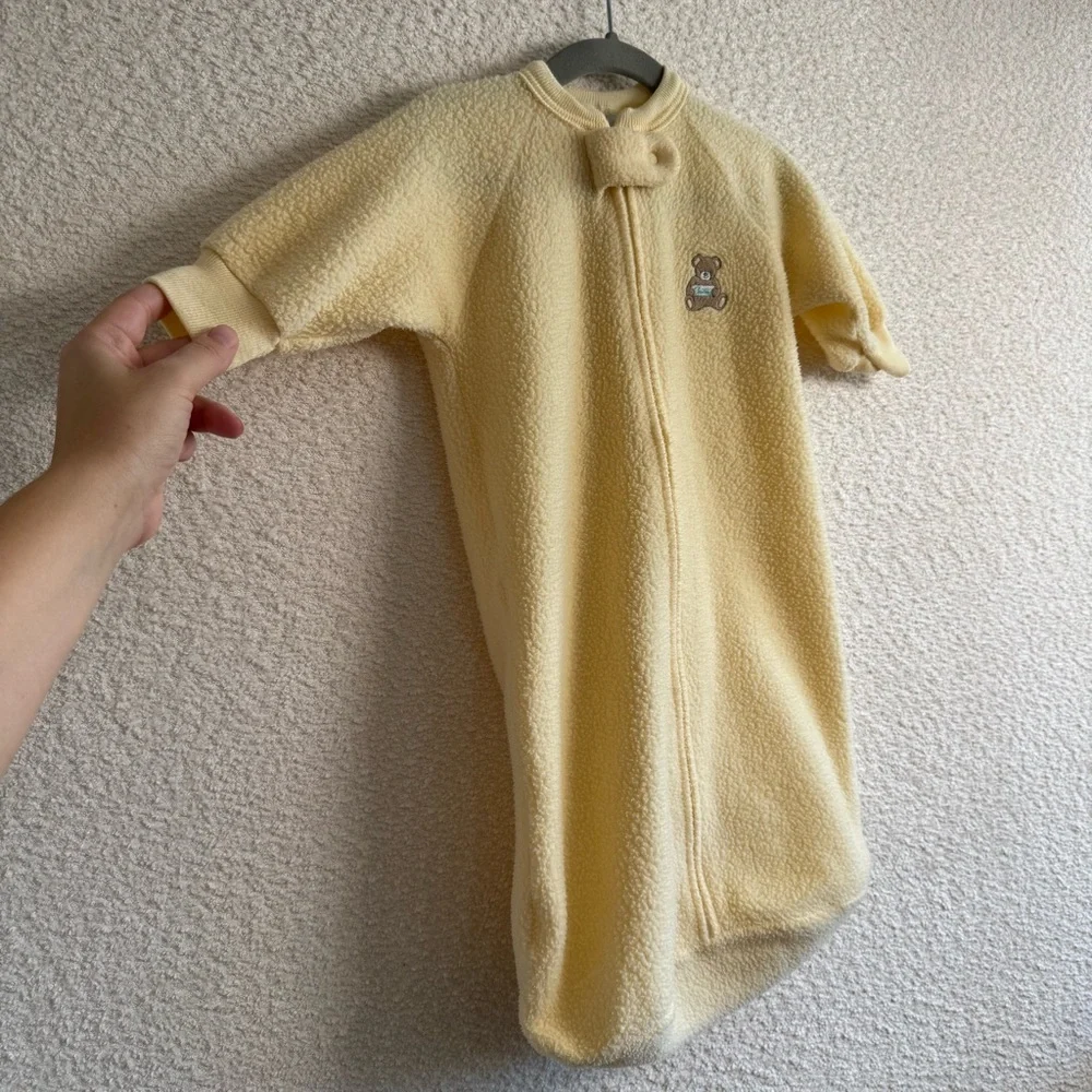 Vintage Carters Yellow Fleece‎ Embroidered Bear Soft Sleepsack Size 0-12 Months